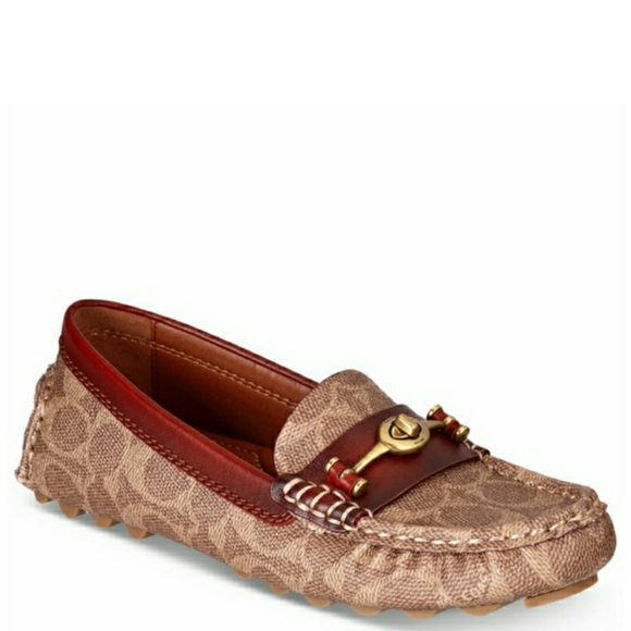 Coach Shoes - 🆕️Coach Turnlock Moccasin Leather Flats